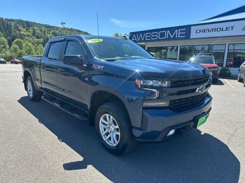 Used 2021 Chevrolet Silverado 1500 RST w/ Convenience Package II AWD/4WD image 9