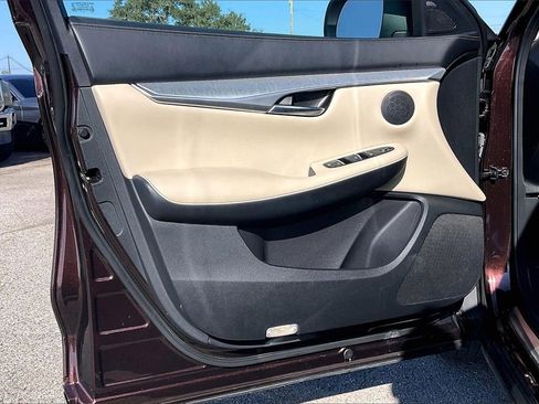 Used 2021 INFINITI QX50 Essential image 17