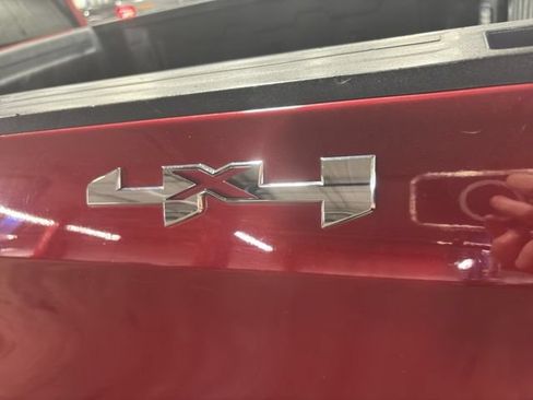 Used 2019 GMC Sierra 1500 SLE w/ Driver Alert Package I AWD/4WD image 30