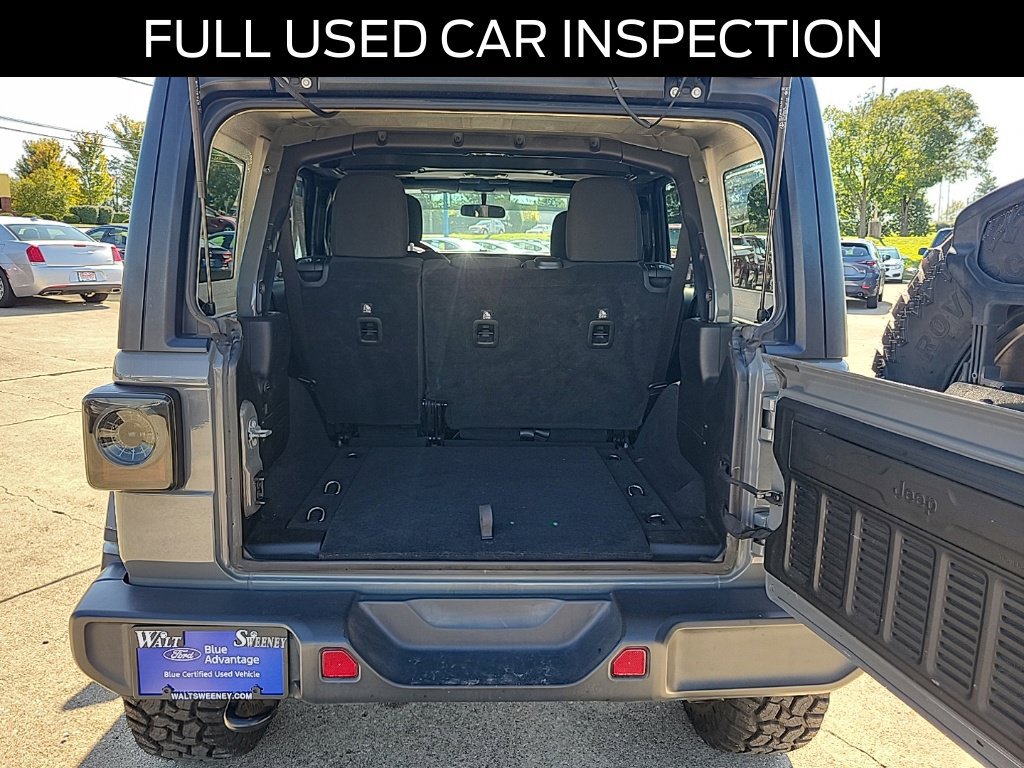 Used 2019 Jeep Wrangler Unlimited Sahara AWD/4WD image 6