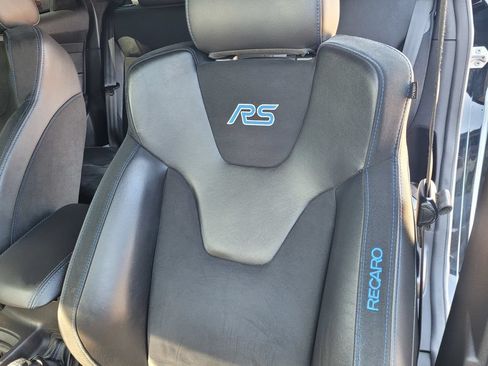 Used 2017 Ford Focus RS AWD/4WD image 12