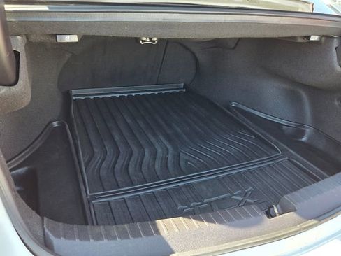 Used 2018 Acura TLX FWD image 13