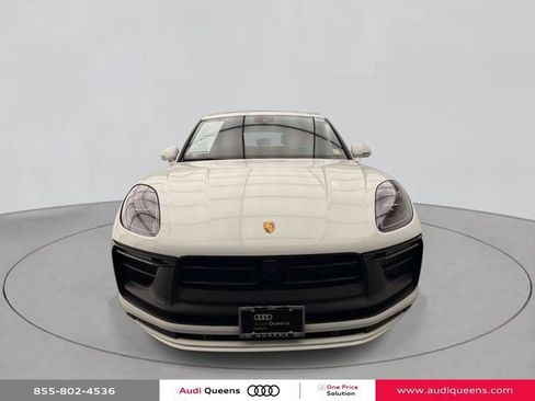 Used 2023 Porsche Macan GTS AWD/4WD image 2