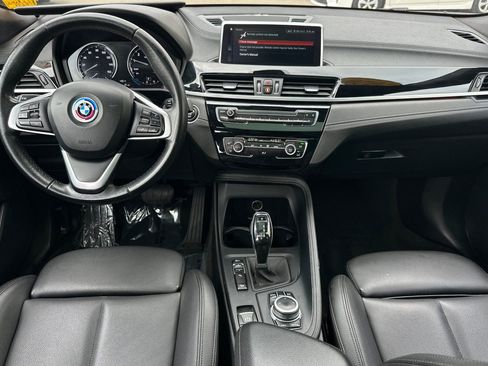 Used 2020 BMW X2 xDrive28i w/ Convenience Package AWD/4WD image 17