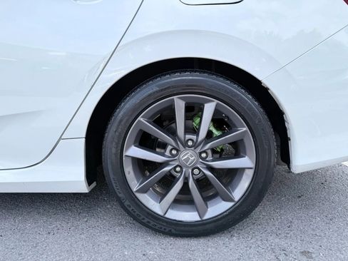 Used 2020 Honda Civic EX image 9