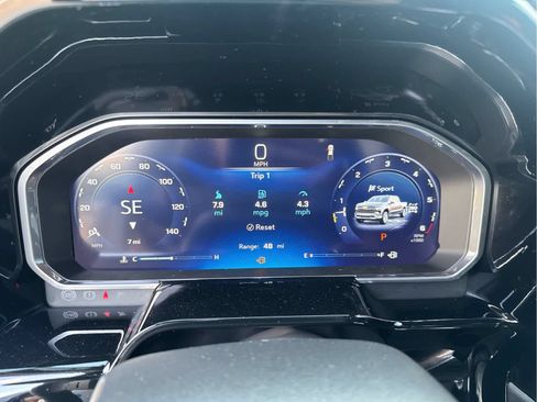 New 2026 Chevrolet Silverado 1500 LTZ w/ Technology Package AWD/4WD image 31