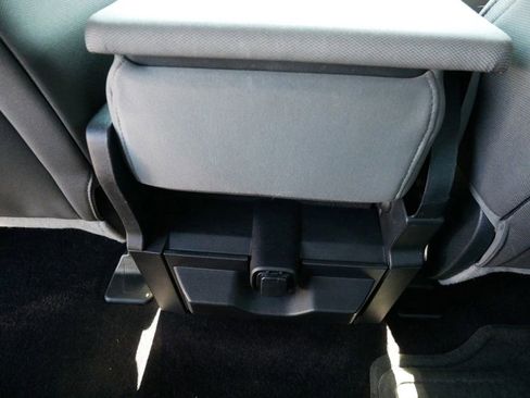 Used 2017 Ford F150 XLT w/ Equipment Group 302A Luxury image 14