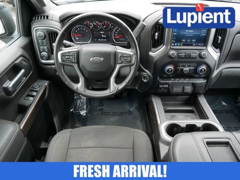 Used 2021 Chevrolet Silverado 1500 LT Trail Boss w/ Bed Protection Package AWD/4WD image 16