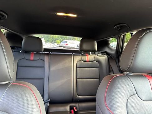 Used 2024 Chevrolet Trax RS FWD image 37