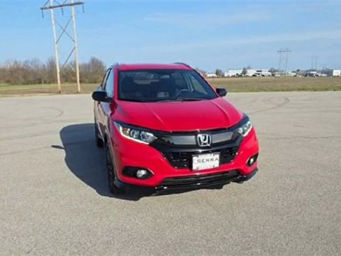 Used 2022 Honda HR-V Sport image 2