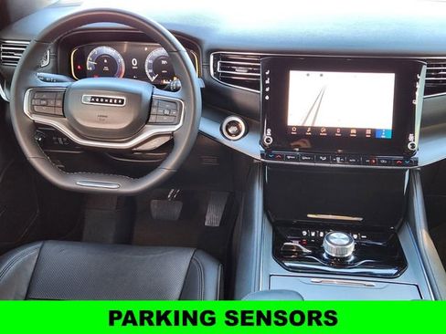 Used 2024 Jeep Wagoneer Series II image 26