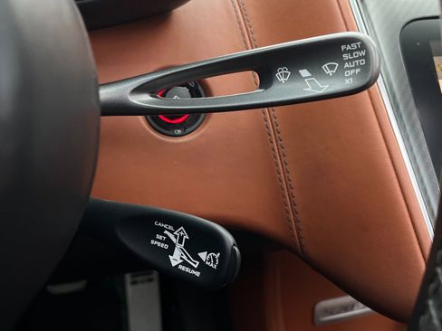 Used 2017 McLaren 570S image 34