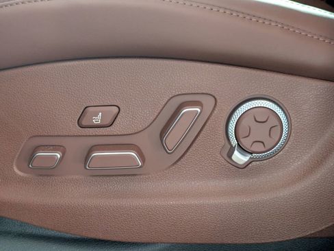 New 2025 Genesis GV80 3.5T Prestige image 17