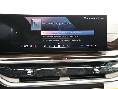 New 2026 BMW X5 xDrive40i AWD/4WD image 17
