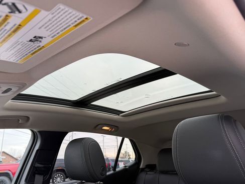 Used 2023 Buick Encore GX Essence w/ Experience Buick Package image 18