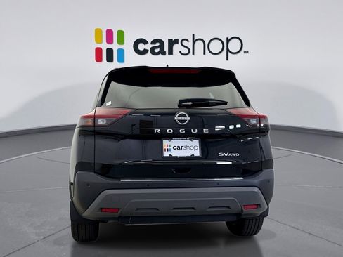 Used 2023 Nissan Rogue SV w/ SV Premium B Package image 4