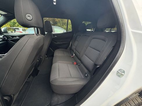 Used 2025 Chevrolet Equinox LT image 22