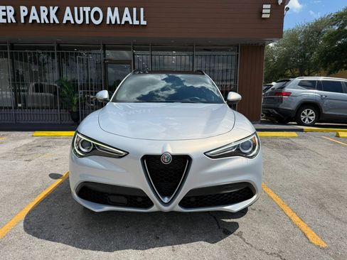 Used 2022 Alfa Romeo Stelvio Ti w/ Active Assist Plus Package AWD/4WD image 2