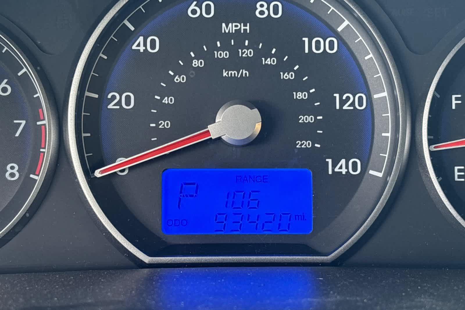 Used 2011 Hyundai Santa Fe Limited AWD/4WD image 25
