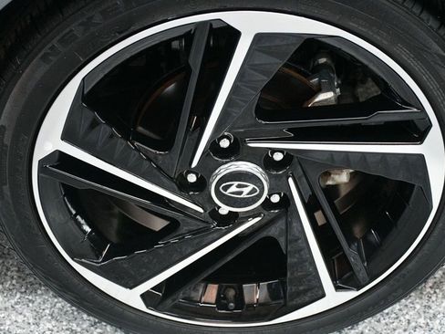 Used 2022 Hyundai Elantra N Line FWD image 18