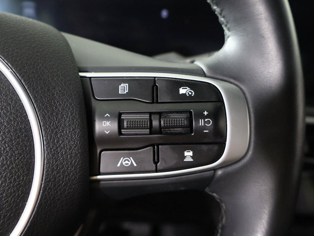 Used 2025 Kia K5 GT-Line w/ GT-Line Premium Package AWD/4WD image 46