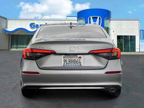 Used 2024 Honda Civic Sport image 5