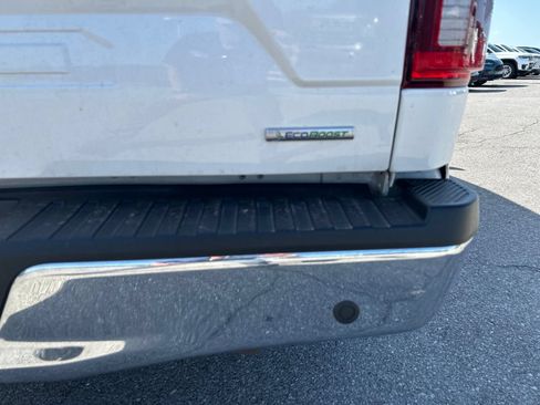Used 2020 Ford F150 Lariat RWD image 11