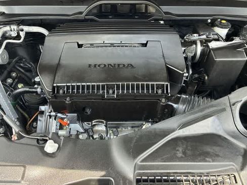 Used 2025 Honda Pilot EX-L image 15
