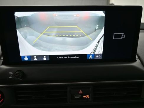New 2026 Honda Pilot Sport image 3