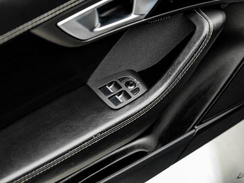 Used 2016 Jaguar F-TYPE R image 82