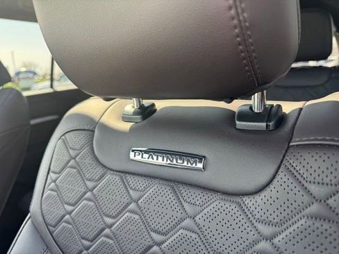 Used 2025 Ford Explorer Platinum w/ LUX Leather Package image 13