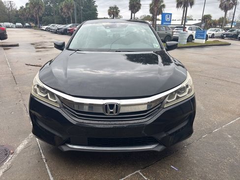 Used 2016 Honda Accord LX image 2