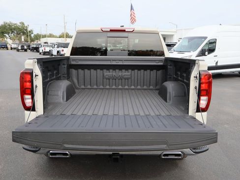 New 2026 GMC Sierra 1500 SLE AWD/4WD image 20