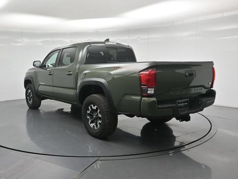 Used 2022 Toyota Tacoma TRD Off-Road w/ Technology Package RWD image 31