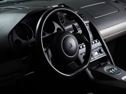 Used 2004 Lamborghini Gallardo image 13