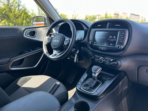 Used 2023 Kia Soul LX w/ Option Group 015 image 24