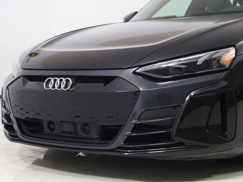 Used 2023 Audi e-tron GT Premium Plus image 68
