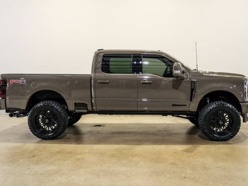 Used 2026 Ford F250 King Ranch w/ Chrome Package AWD/4WD image 32