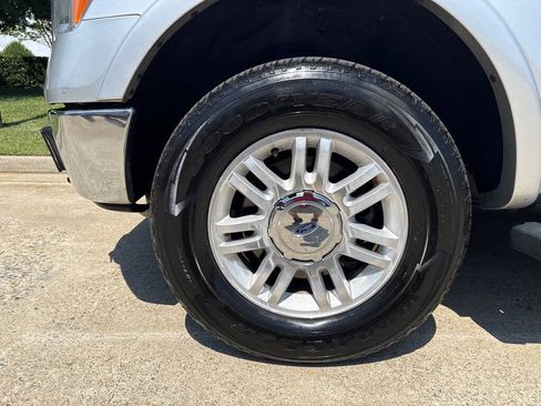 Used 2013 Ford F150 Lariat w/ Mid Equipment Group AWD/4WD image 10