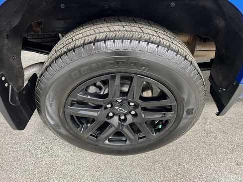 Used 2023 Chevrolet Silverado 1500 Custom w/ LPO, Dark Essentials Package image 20