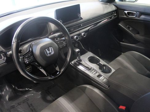 Used 2023 Honda Civic Sport image 13
