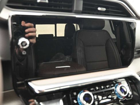 New 2026 GMC Sierra 2500 Denali w/ Denali Reserve Package image 15