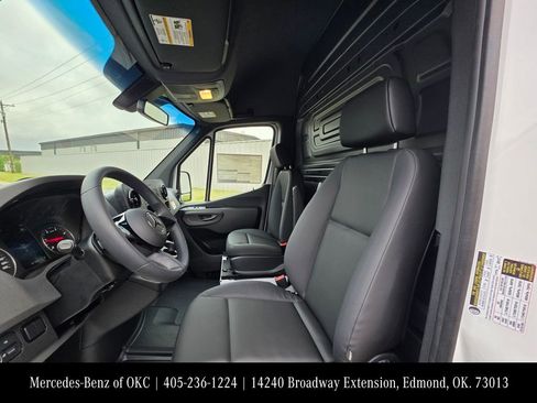 New 2026 Mercedes-Benz Sprinter 2500 image 12