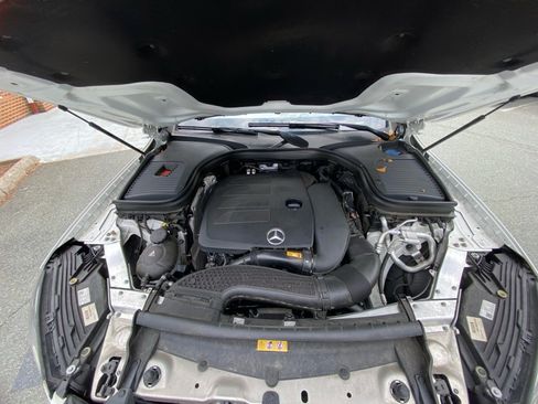 Used 2020 Mercedes-Benz GLC 300 image 16
