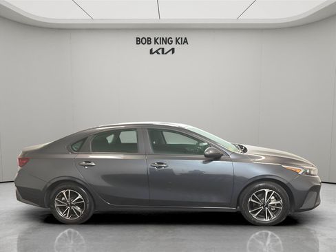 Used 2024 Kia Forte LXS FWD image 6