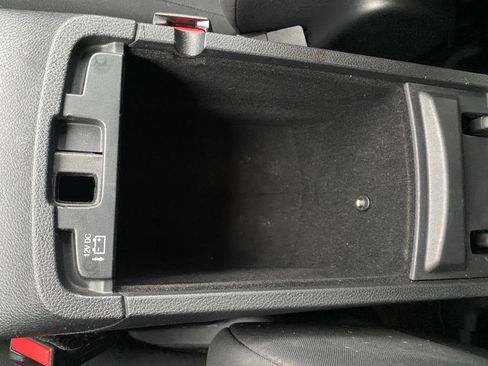 Used 2015 Jeep Grand Cherokee Laredo w/ Quick Order Package 23E AWD/4WD image 19