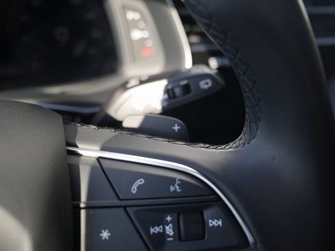 Used 2021 Audi Q7 3.0T Prestige image 51