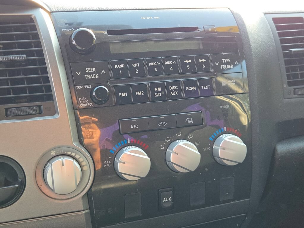 Used 2013 Toyota Tundra 2WD Double Cab image 30
