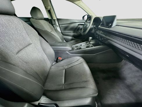 Used 2023 Honda Accord LX image 28