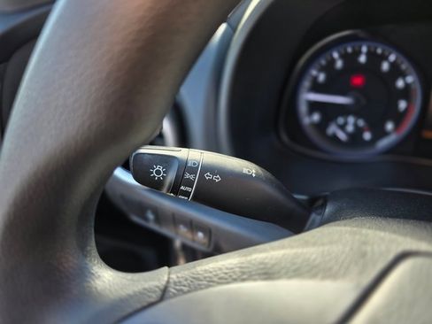 Certified 2022 Hyundai Kona SEL image 30